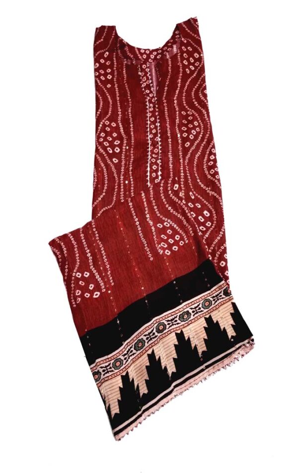 Women Maroon & Black embellished dress material with dupatta